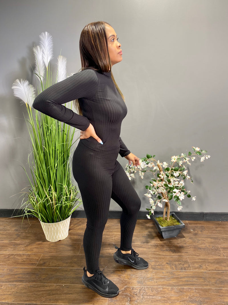 Capella Crop Top & Leggings Set (Black) BTP2950